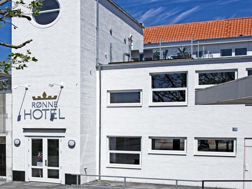 Ronne Hotel Exterior foto